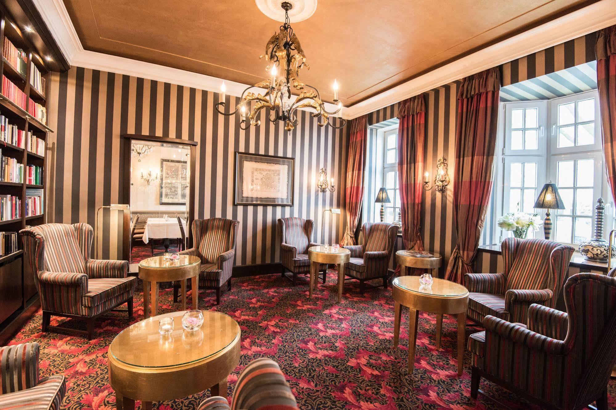 Romantik Hotel Das Smolka Hamburg-Harburg Buitenkant foto