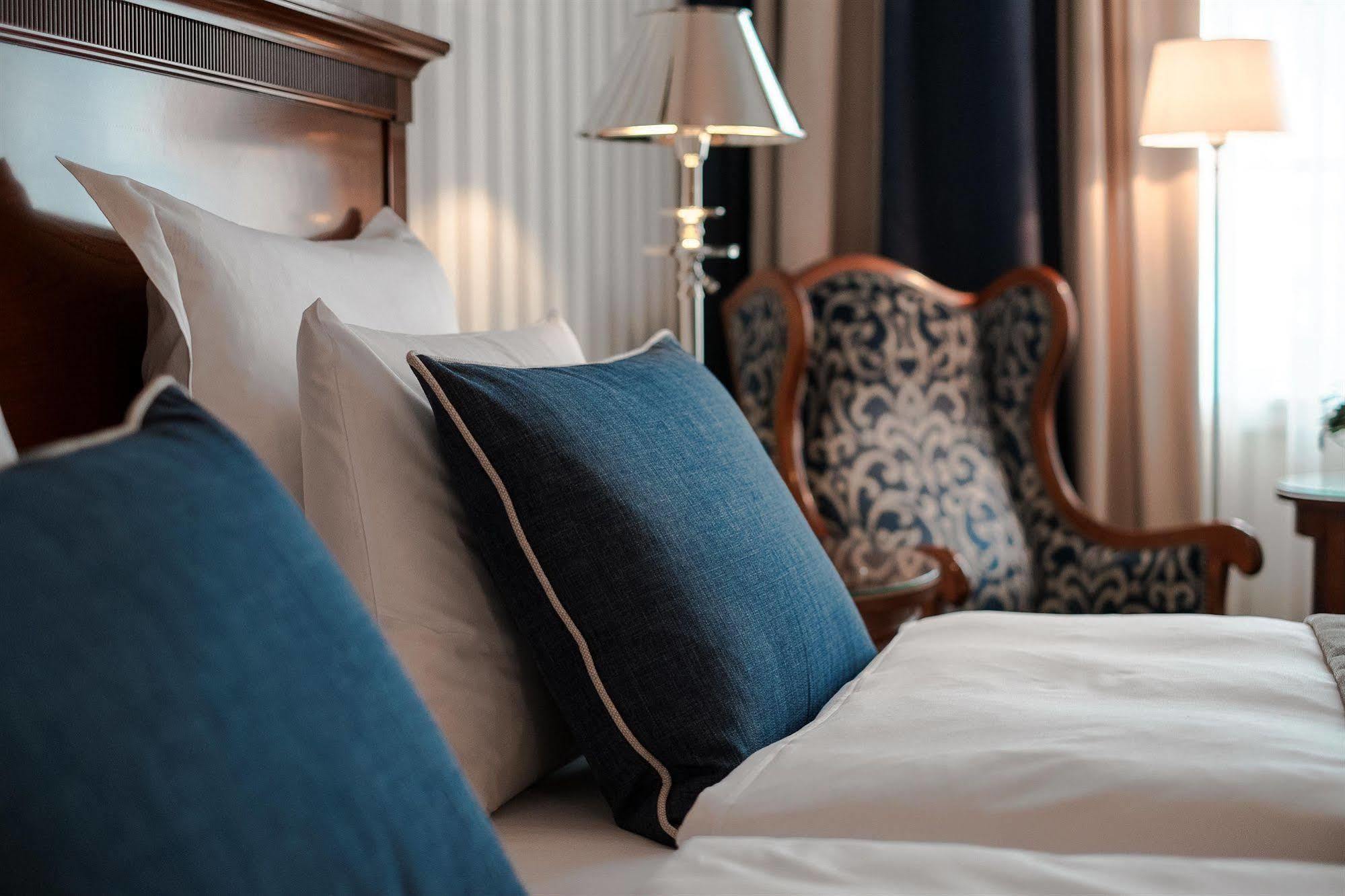 Romantik Hotel Das Smolka Hamburg-Harburg Buitenkant foto